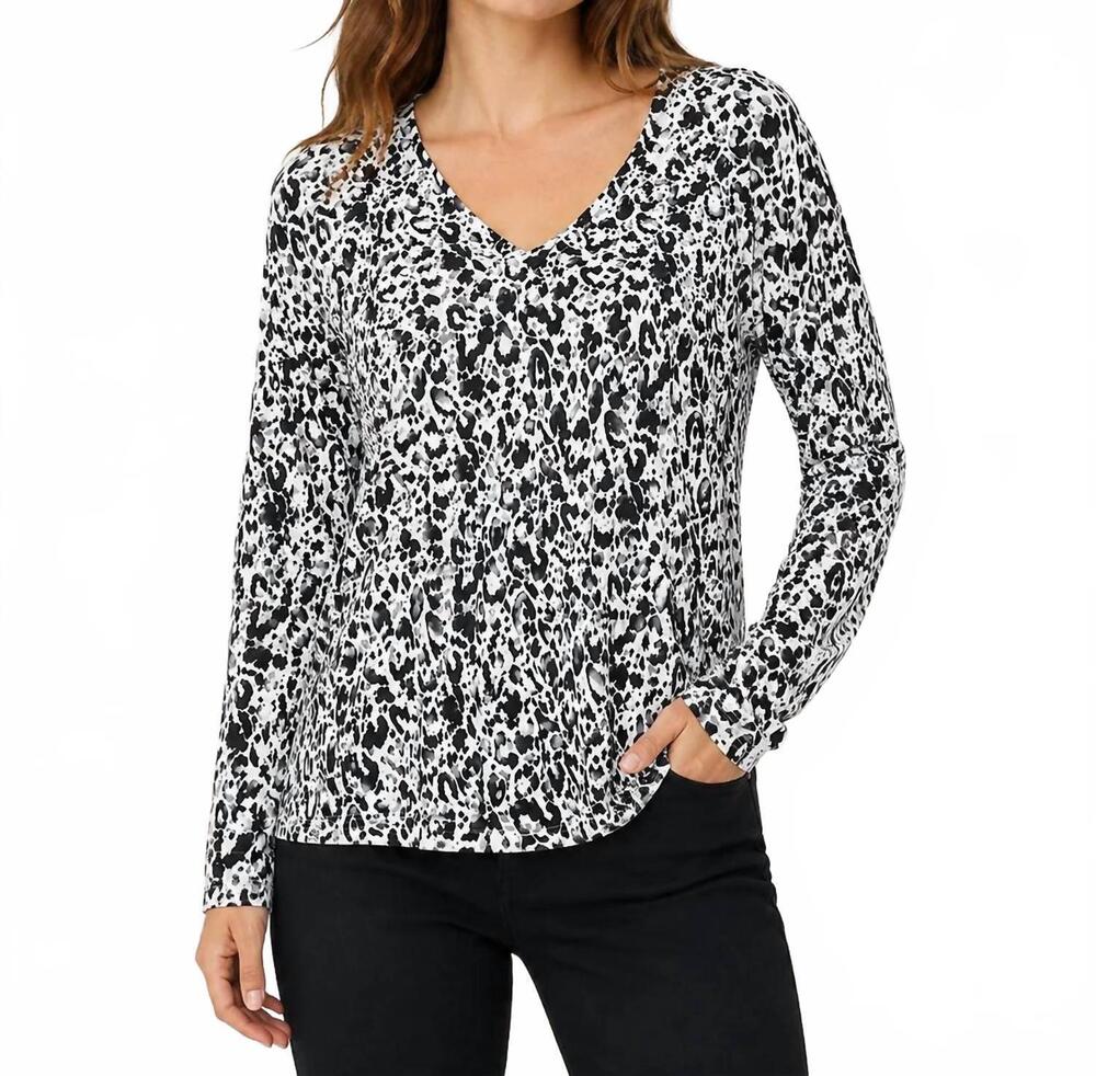 NEW LULU-B v-neck print top in animal
